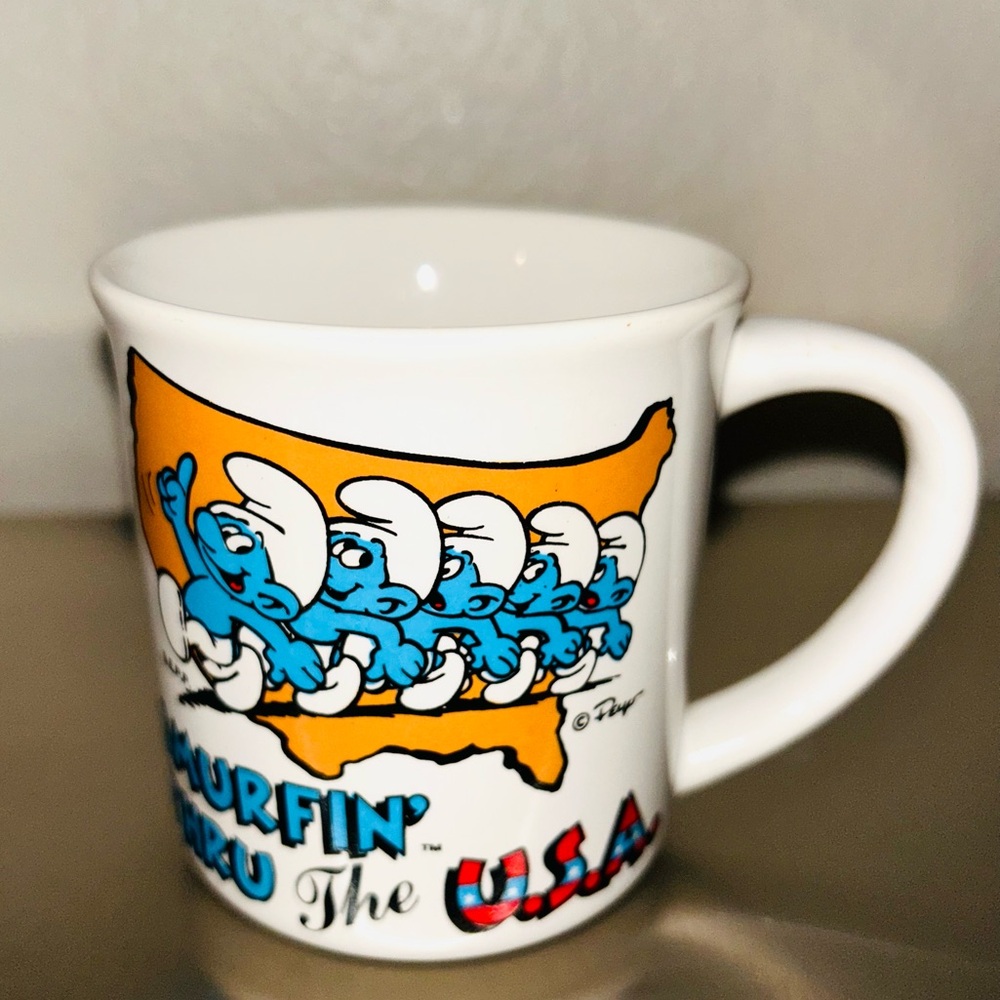 Smurfin’ Thru The USA Smurf Ceramic Mug Smurf Travels America 1982 Vintage 8 oz